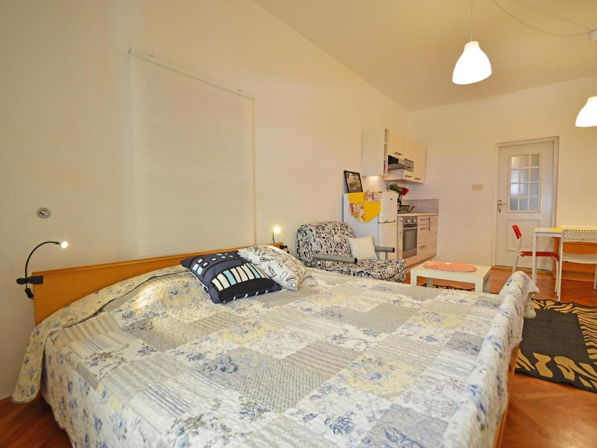 Apartment Cmiljina-1 Senj  Eksteriør billede